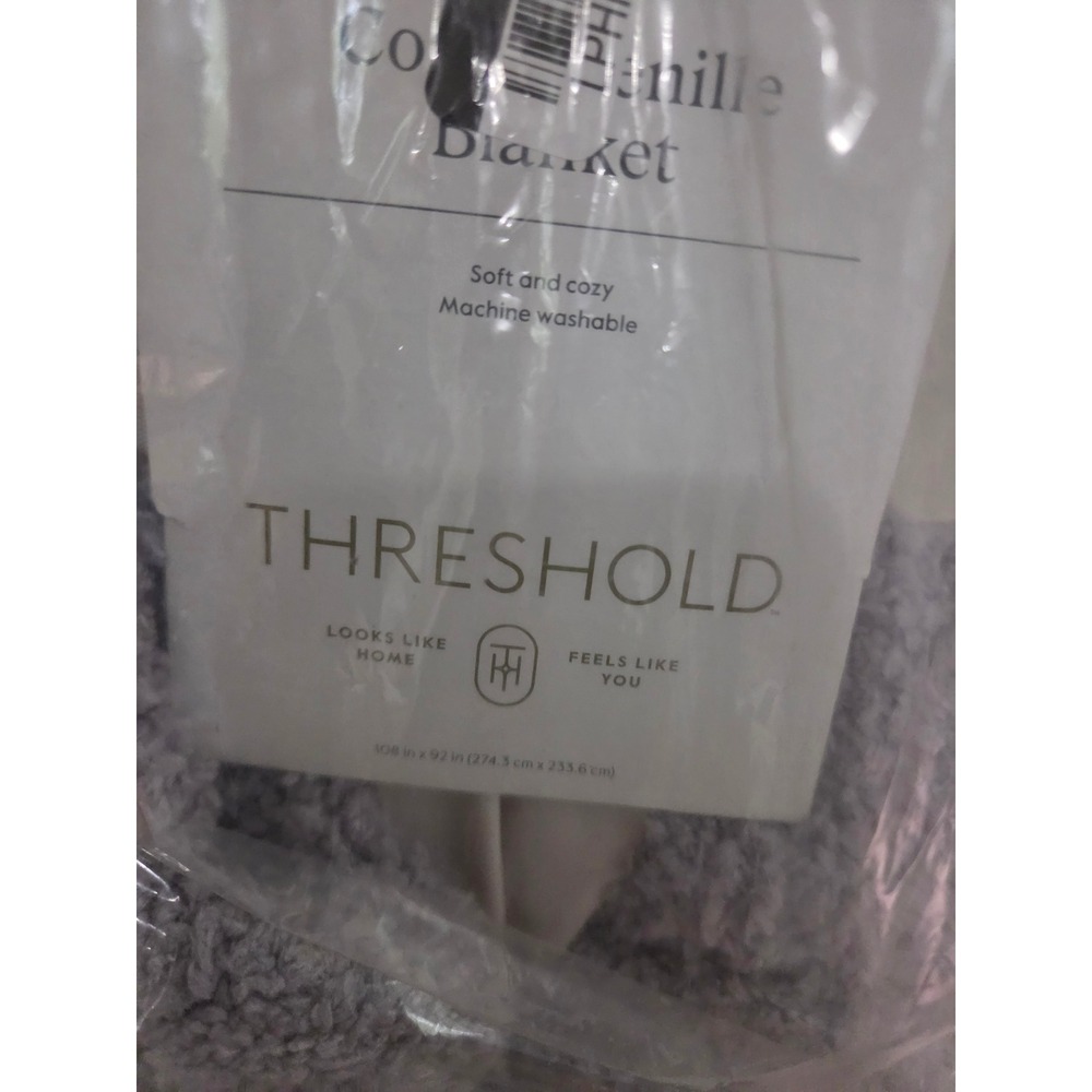 Threshold Cozy Chenille Blanket Gray King 108x92 Soft Warm Bedding - Picture 6 of 6